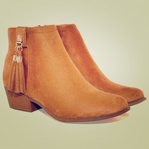 Women’s size 7 TRENDSup Collection Western Booties